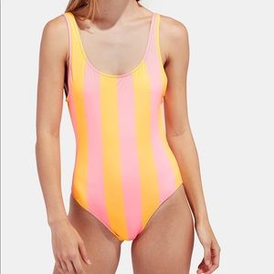 SOLID AND STRIPPED ONE PIECE BATHING SUIT